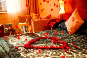 Romantic wedding bedroom decoration
